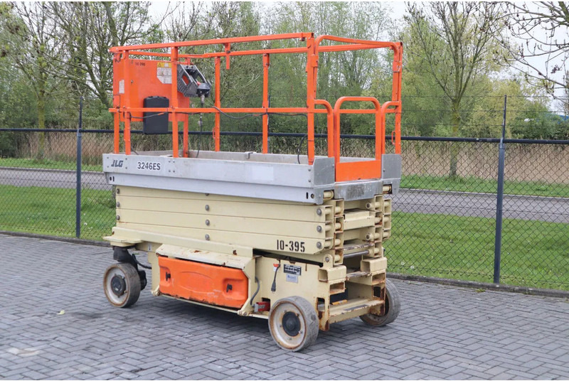 JLG 3246 ES | 12 METER | 320 KG - Käärlift: pilt 2 JLG 3246 ES | 12 METER | 320 KG - Käärlift: pilt 2