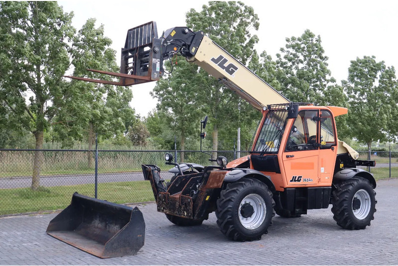 JLG 3614 RS | HYDR. FORKS | BUCKET | LOW HOURS - Teleskooplaadur: pilt 2 JLG 3614 RS | HYDR. FORKS | BUCKET | LOW HOURS - Teleskooplaadur: pilt 2