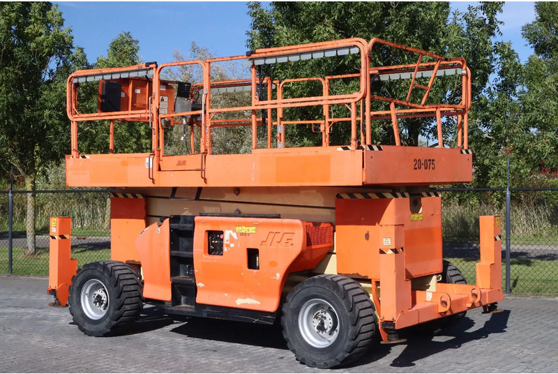 JLG 4394 RT MEGA DECK | 15 METER | 680 KG - Käärlift: pilt 3 JLG 4394 RT MEGA DECK | 15 METER | 680 KG - Käärlift: pilt 3