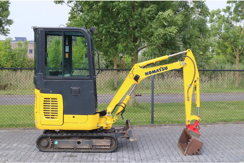 Komatsu PC16 R-3HS | 3X BUCKET | QUICK COUPLER | SWING BOOM - Miniekskavaator: pilt 4 Komatsu PC16 R-3HS | 3X BUCKET | QUICK COUPLER | SWING BOOM - Miniekskavaator: pilt 4