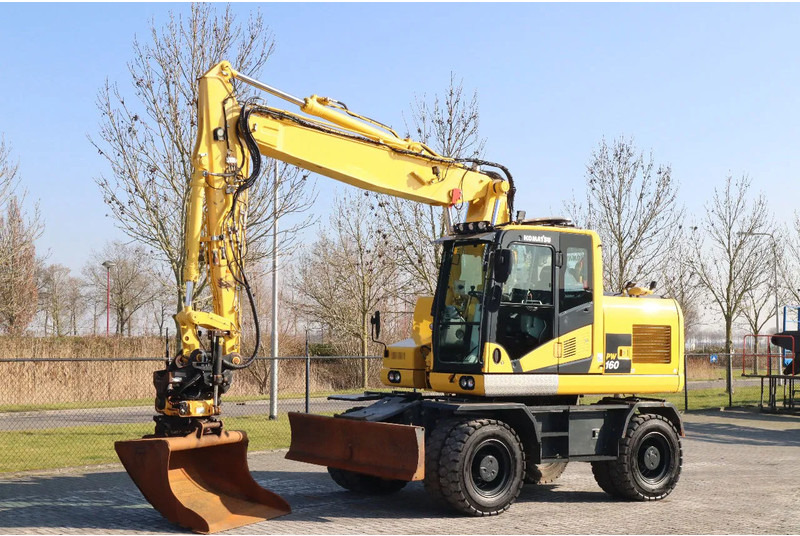 Komatsu PW160-11 | ENGCON TILTROTATOR | BUCKET | TRAILER HYDR. - Ratastel ekskavaator: pilt 2 Komatsu PW160-11 | ENGCON TILTROTATOR | BUCKET | TRAILER HYDR. - Ratastel ekskavaator: pilt 2