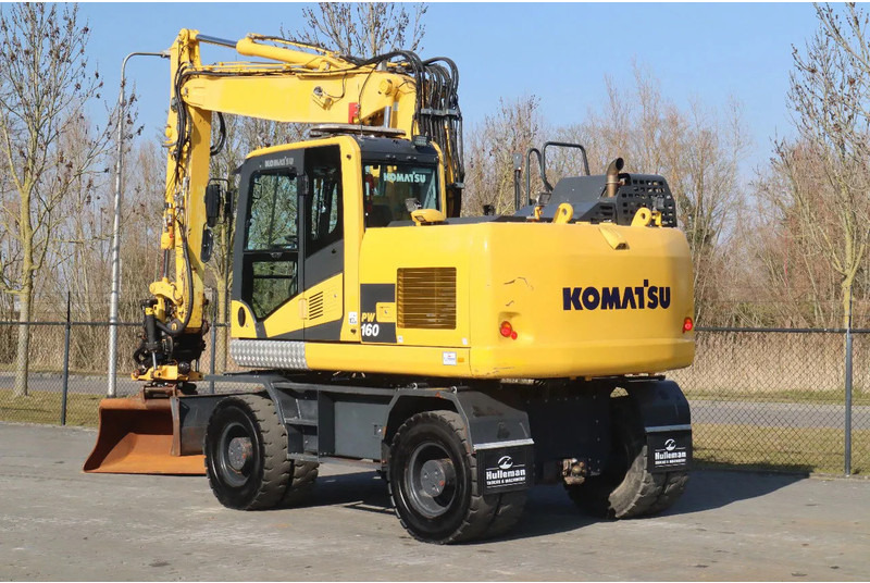 Komatsu PW160-11 | ENGCON TILTROTATOR | BUCKET | TRAILER HYDR. - Ratastel ekskavaator: pilt 3 Komatsu PW160-11 | ENGCON TILTROTATOR | BUCKET | TRAILER HYDR. - Ratastel ekskavaator: pilt 3