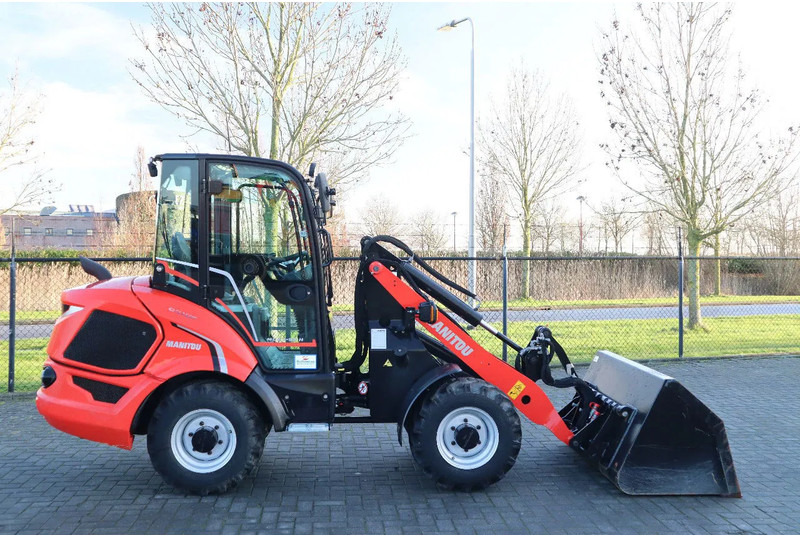 Manitou MLA 5-50 H | BUCKET | QUICK COUPLER | NEW UNUSED - Rataslaadur: pilt 4 Manitou MLA 5-50 H | BUCKET | QUICK COUPLER | NEW UNUSED - Rataslaadur: pilt 4