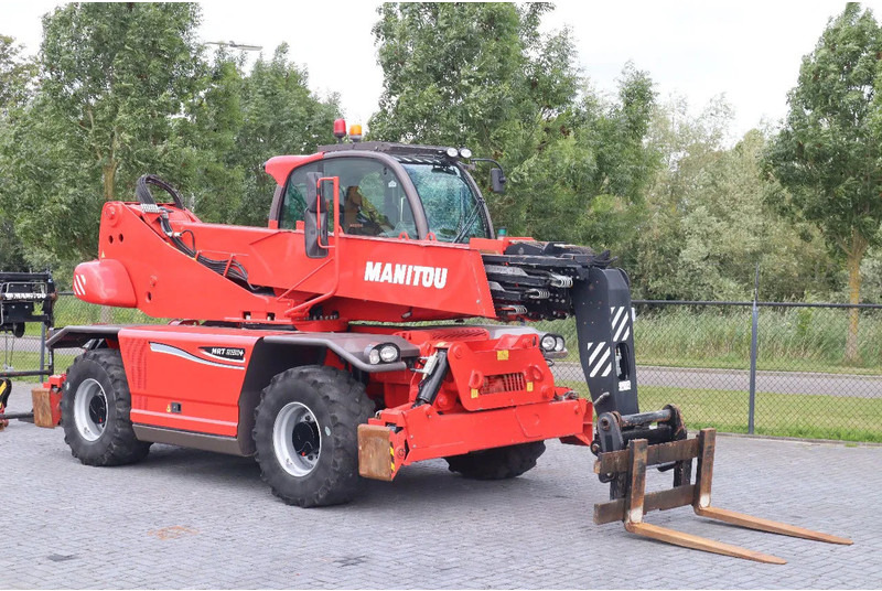 Manitou MRT 2150 + S2 | REMOTE | FORKS | 3-TON WINCH - Teleskooplaadur: pilt 5 Manitou MRT 2150 + S2 | REMOTE | FORKS | 3-TON WINCH - Teleskooplaadur: pilt 5