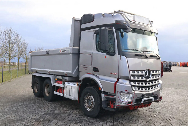 Mercedes-Benz Arocs 2658 2858 | 6X4 EURO 6 BIG AXLES | RETARDER | ENGINE PROBLEM - Kallurauto: pilt 3 Mercedes-Benz Arocs 2658 2858 | 6X4 EURO 6 BIG AXLES | RETARDER | ENGINE PROBLEM - Kallurauto: pilt 3