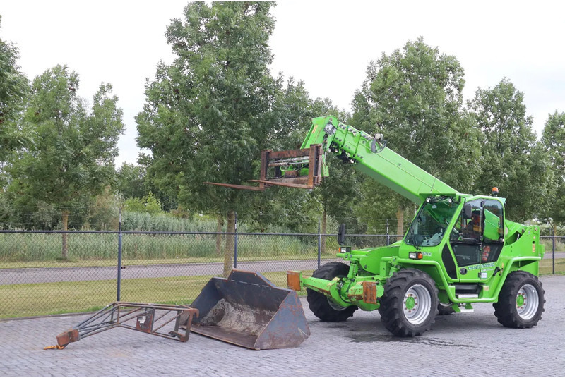 Merlo P40.17 PLUS | FORKS | JIB | BUCKET - Teleskooplaadur: pilt 2 Merlo P40.17 PLUS | FORKS | JIB | BUCKET - Teleskooplaadur: pilt 2