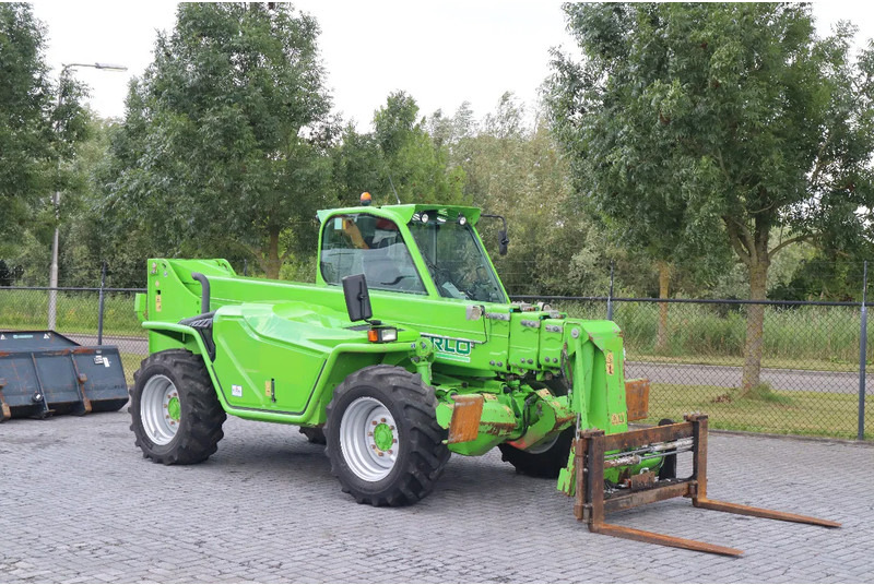Merlo P40.17 PLUS | FORKS | JIB | BUCKET - Teleskooplaadur: pilt 5 Merlo P40.17 PLUS | FORKS | JIB | BUCKET - Teleskooplaadur: pilt 5