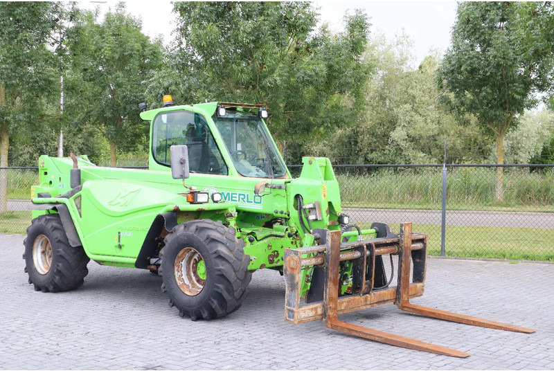 Merlo P72.10 | HYDR FORKS | 7.2 TON | 10 METER - Teleskooplaadur: pilt 5 Merlo P72.10 | HYDR FORKS | 7.2 TON | 10 METER - Teleskooplaadur: pilt 5