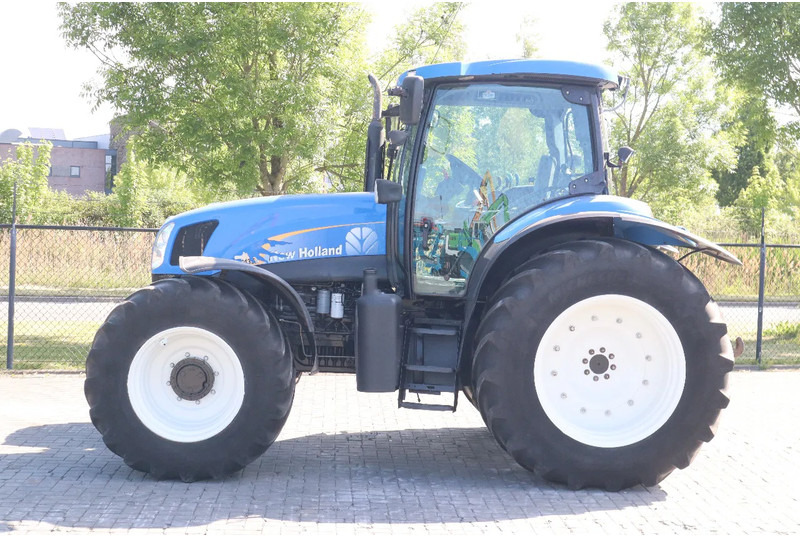 New Holland TS135A | 40 KM/H | 4X4 | SUPERSTEER - Traktor: pilt 2 New Holland TS135A | 40 KM/H | 4X4 | SUPERSTEER - Traktor: pilt 2