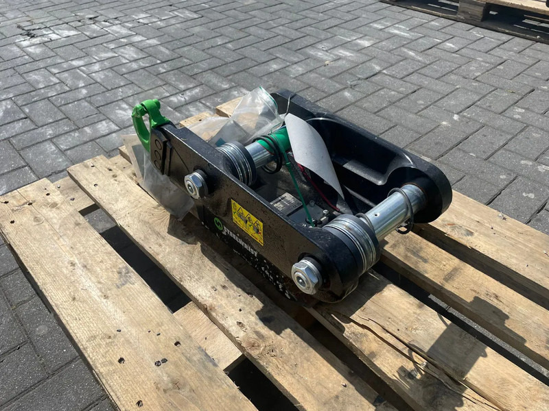 STEELWRIST QC S40 FPL | QUICK COUPLER | 2 - 6 TON | NEW / UNUSED - Lammutuskäärid - Ehitusmasinad: pilt 4 STEELWRIST QC S40 FPL | QUICK COUPLER | 2 - 6 TON | NEW / UNUSED - Lammutuskäärid - Ehitusmasinad: pilt 4
