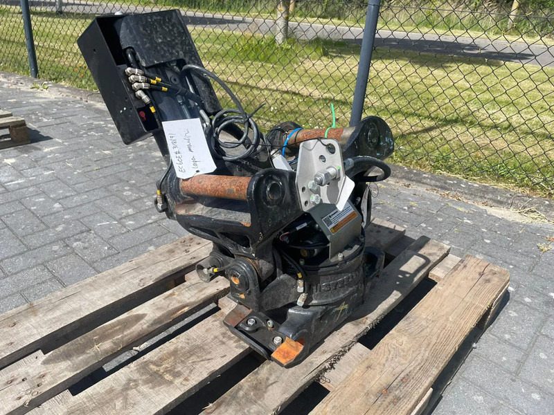 STEELWRIST STEELWRIST X06 S40 | TILT ROTATOR | VLS | FPL | RF | NEW / UNUSED - Kallutav pöördpea - Ehitusmasinad: pilt 1 STEELWRIST STEELWRIST X06 S40 | TILT ROTATOR | VLS | FPL | RF | NEW / UNUSED - Kallutav pöördpea - Ehitusmasinad: pilt 1