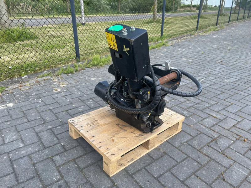 STEELWRIST X06 S40 | TILT ROTATOR | VLS | FPL | RF | NEW / UNUSED - Kallutav pöördpea - Ehitusmasinad: pilt 3 STEELWRIST X06 S40 | TILT ROTATOR | VLS | FPL | RF | NEW / UNUSED - Kallutav pöördpea - Ehitusmasinad: pilt 3