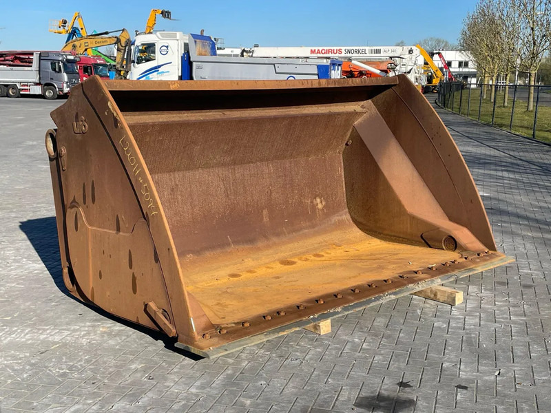 UFO HTS | 7 M3 | HIGH TIP BUCKET | VOLVO L220H | NEW BLADE - Kopp - Ehitusmasinad: pilt 5 UFO HTS | 7 M3 | HIGH TIP BUCKET | VOLVO L220H | NEW BLADE - Kopp - Ehitusmasinad: pilt 5