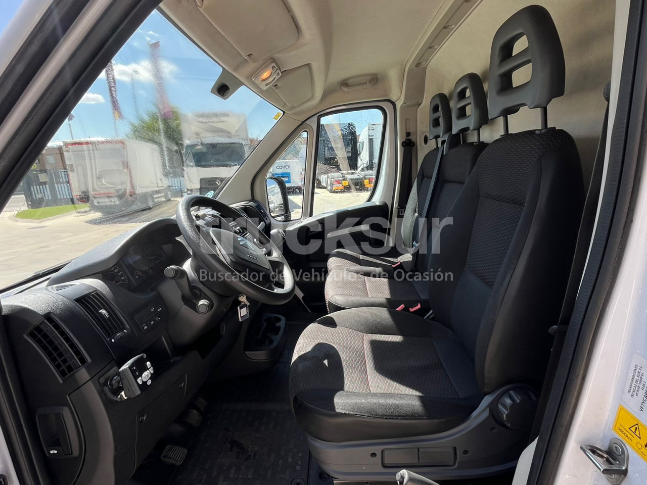 CITROEN 120.35 L3H2 FRC-X liising CITROEN 120.35 L3H2 FRC-X: pilt 9 CITROEN 120.35 L3H2 FRC-X liising CITROEN 120.35 L3H2 FRC-X: pilt 9