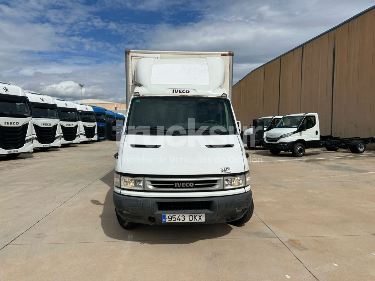 IVECO 35C14 - Tarbesõiduk furgoon: pilt 3 IVECO 35C14 - Tarbesõiduk furgoon: pilt 3
