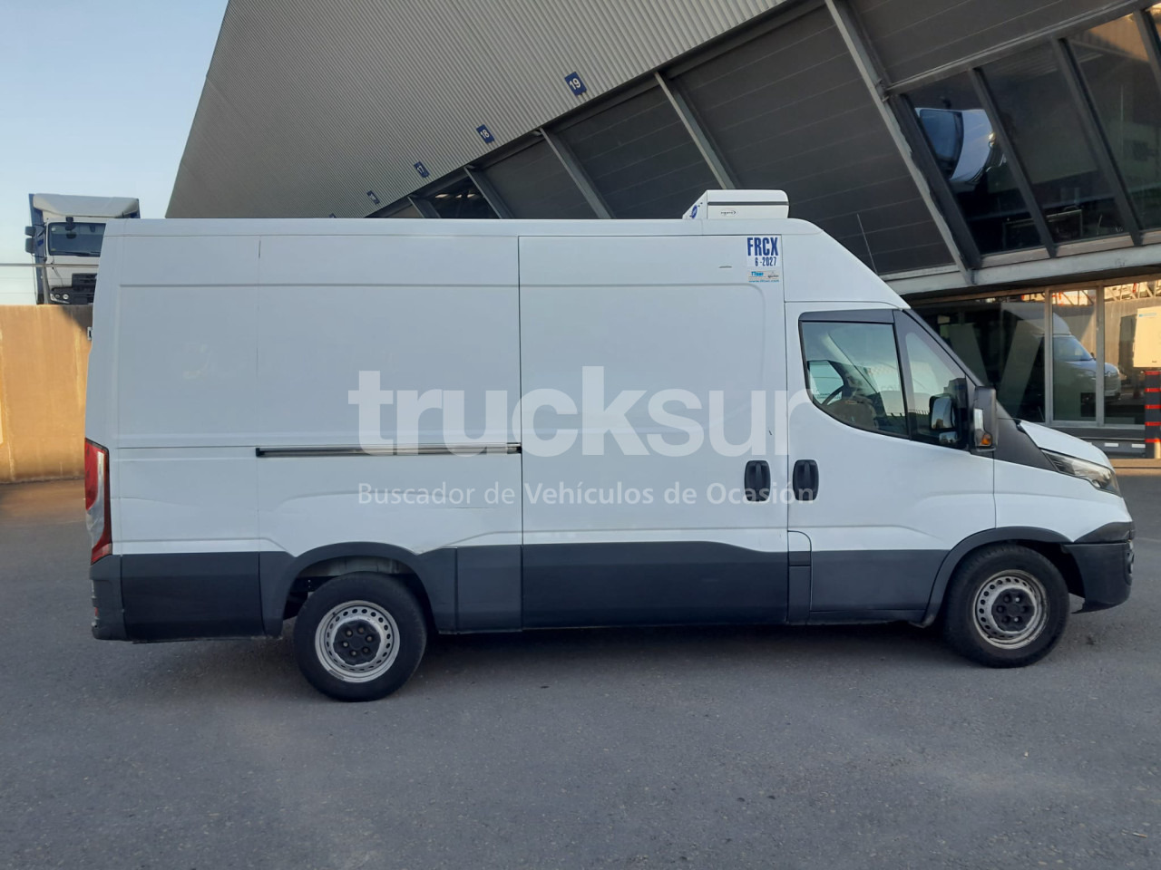 IVECO 35S12 12M3 FRC-X - Tarbesõiduk furgoon: pilt 5 IVECO 35S12 12M3 FRC-X - Tarbesõiduk furgoon: pilt 5