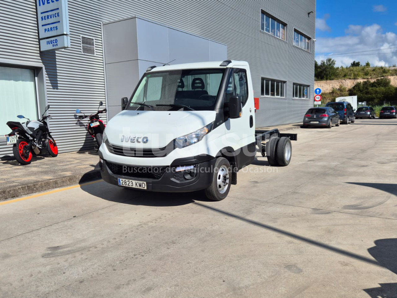IVECO DAILY 35C15 - Kabiinišassiiga veoauto: pilt 1 IVECO DAILY 35C15 - Kabiinišassiiga veoauto: pilt 1