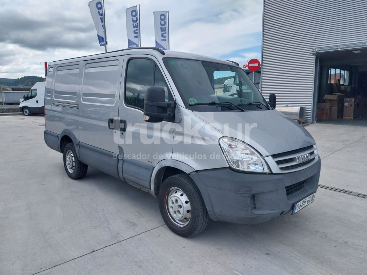 IVECO DAILY 35S12 7M3 - Tarbesõiduk furgoon: pilt 2 IVECO DAILY 35S12 7M3 - Tarbesõiduk furgoon: pilt 2