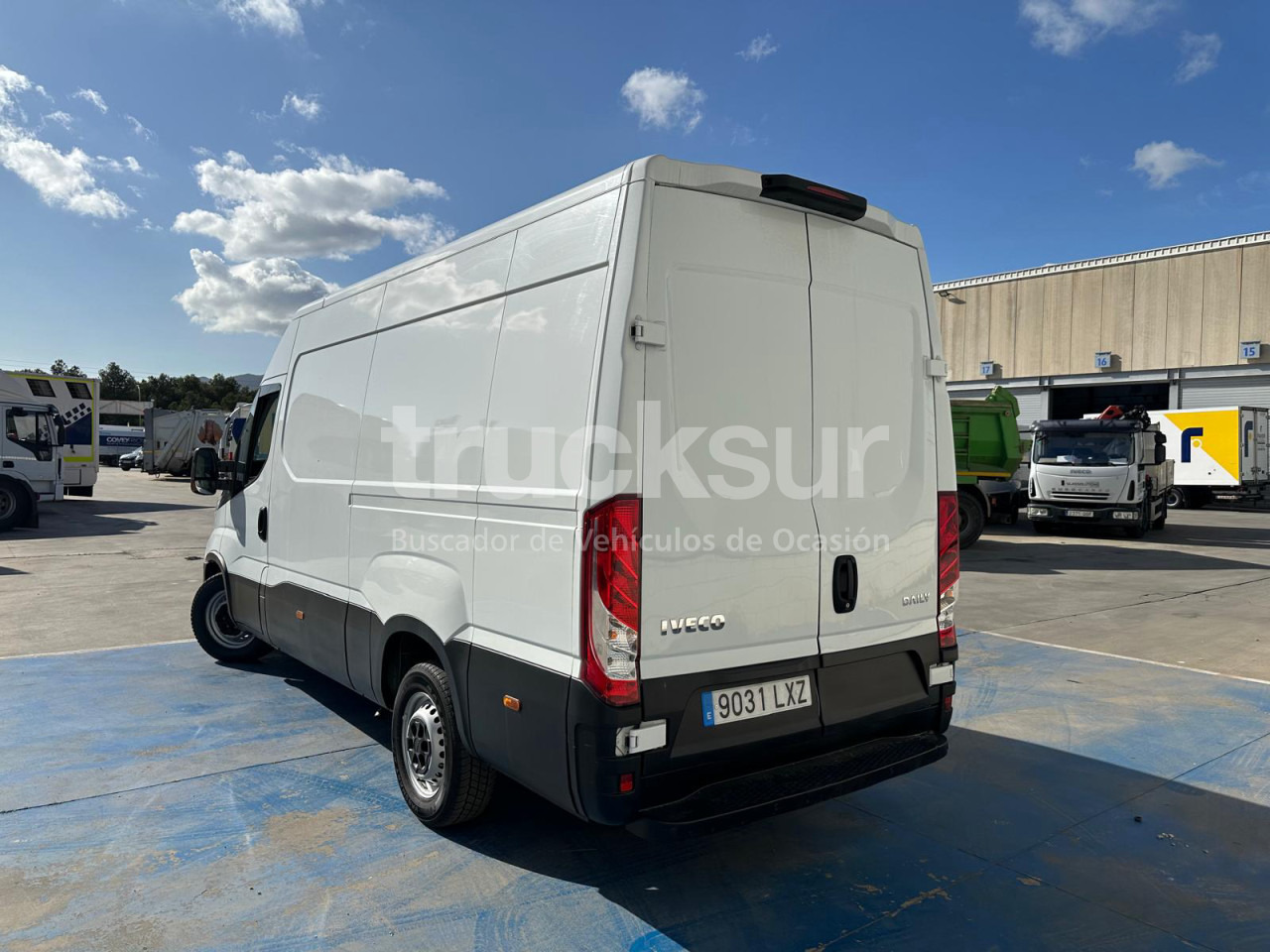 IVECO DAILY 35S16 F 12M3 - Tarbesõiduk furgoon: pilt 5 IVECO DAILY 35S16 F 12M3 - Tarbesõiduk furgoon: pilt 5