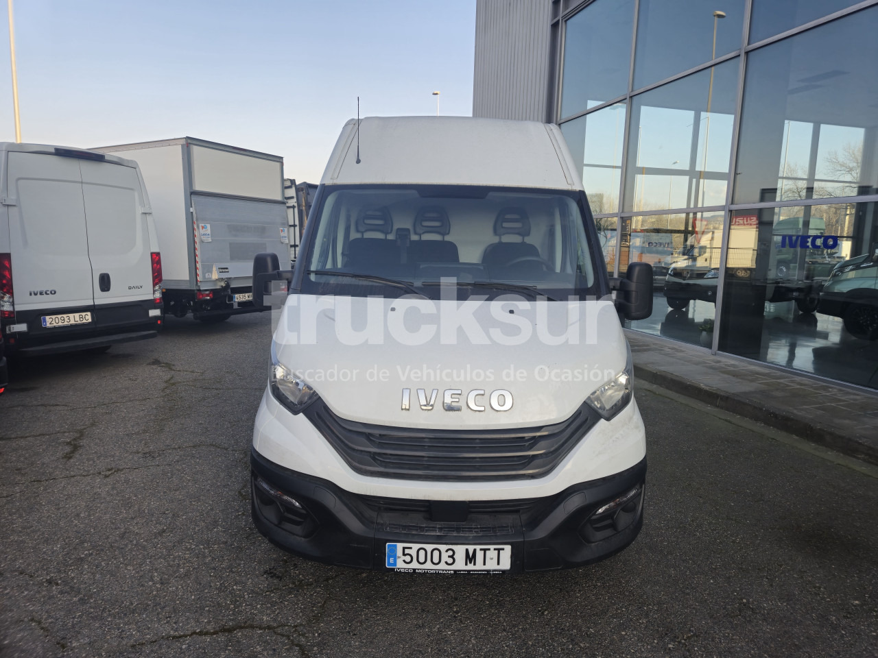 IVECO DAILY 35S16V 12M3 - Tarbesõiduk furgoon: pilt 2 IVECO DAILY 35S16V 12M3 - Tarbesõiduk furgoon: pilt 2
