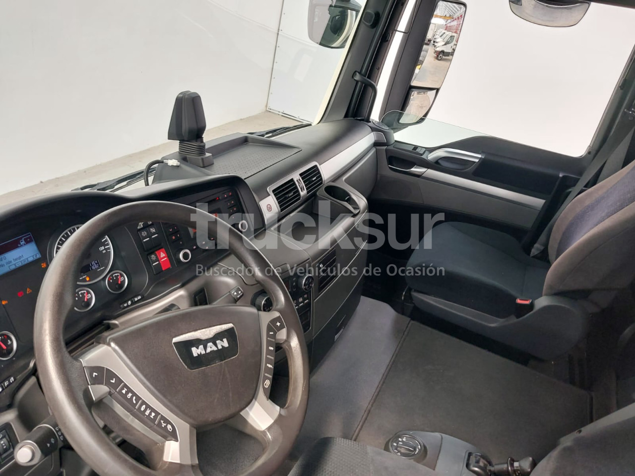 MAN TGS35.400 8X2*6 - Kabiinišassiiga veoauto: pilt 5 MAN TGS35.400 8X2*6 - Kabiinišassiiga veoauto: pilt 5