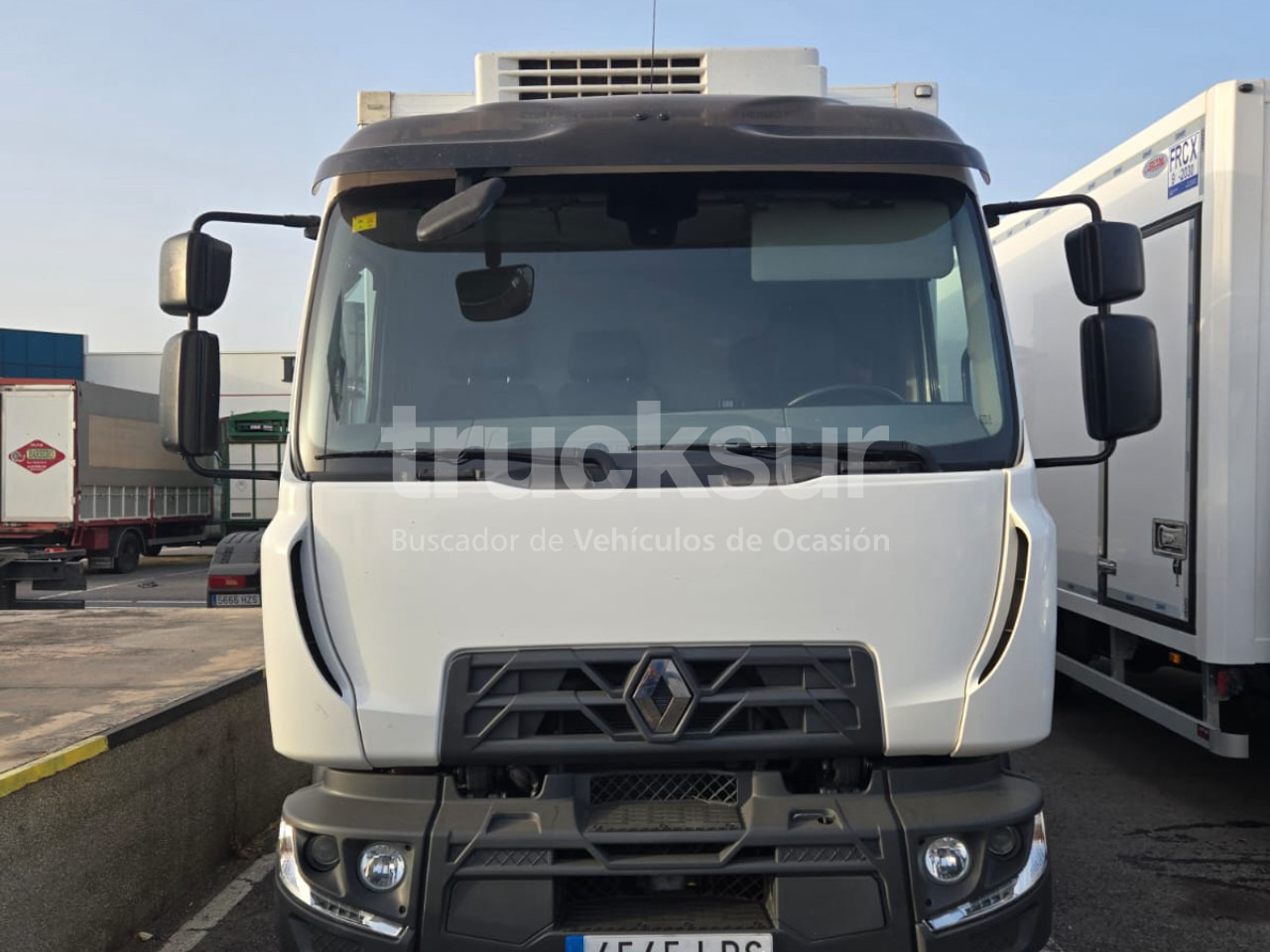 RENAULT D 12.240 FRC-X - Kasti veoauto: pilt 2 RENAULT D 12.240 FRC-X - Kasti veoauto: pilt 2