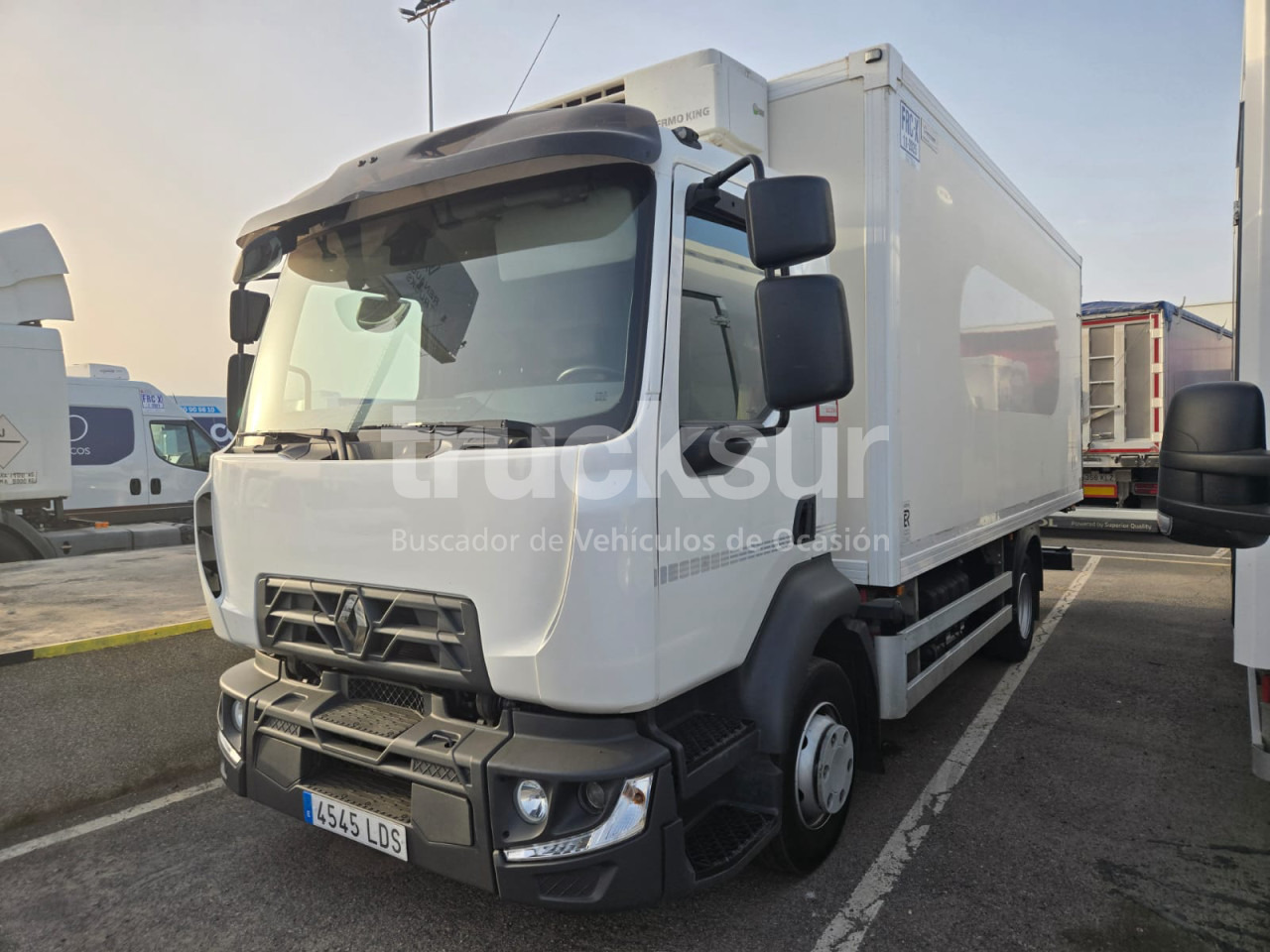 RENAULT D 12.240 FRC-X - Kasti veoauto: pilt 1 RENAULT D 12.240 FRC-X - Kasti veoauto: pilt 1