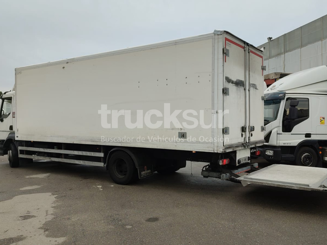 RENAULT D 14.240 - Kasti veoauto: pilt 5 RENAULT D 14.240 - Kasti veoauto: pilt 5