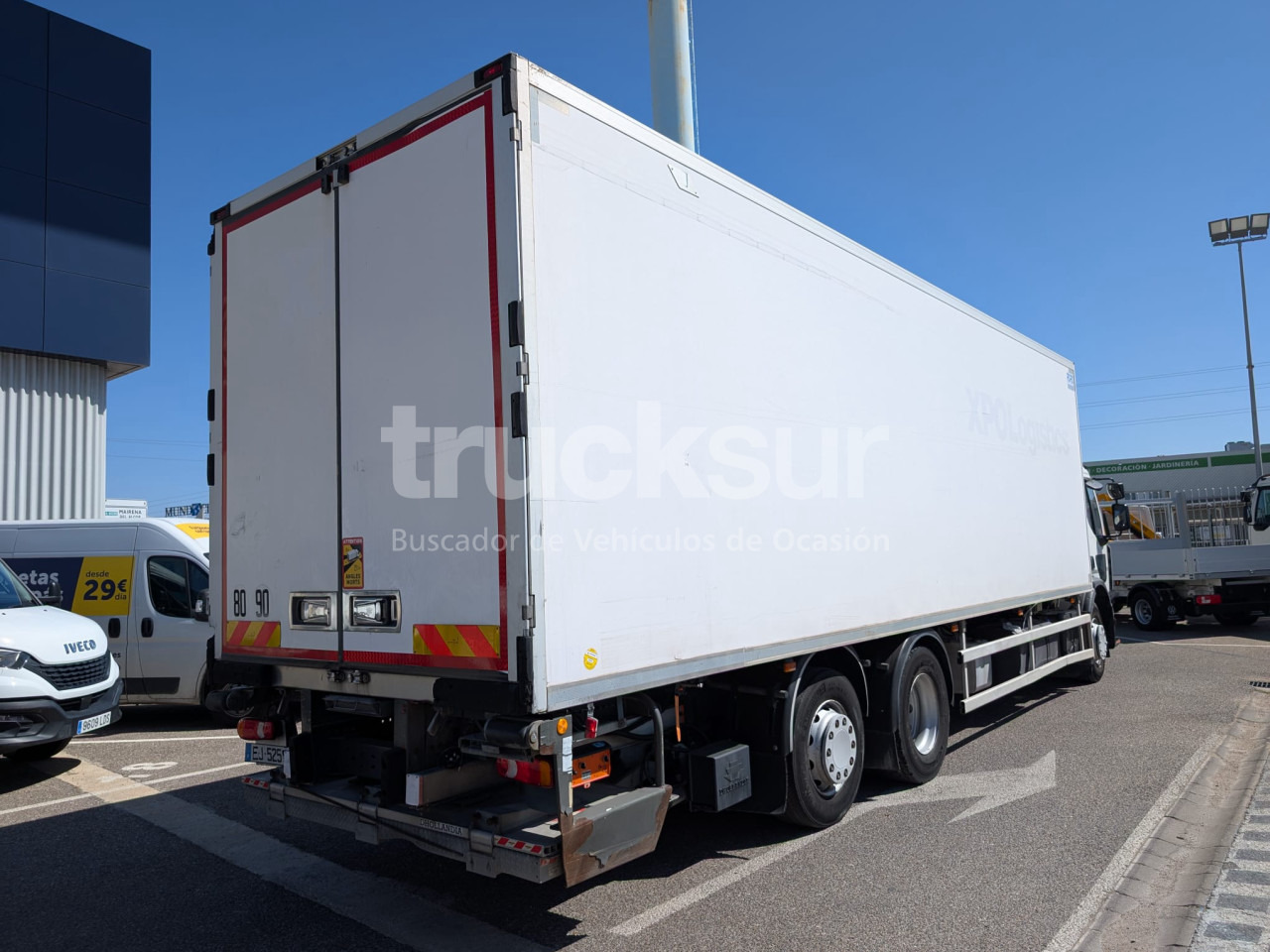 RENAULT D320.26 ejes 6x2*4 - Külmutiga veoauto: pilt 4 RENAULT D320.26 ejes 6x2*4 - Külmutiga veoauto: pilt 4