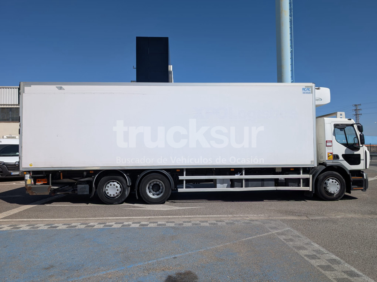 RENAULT D320.26 ejes 6x2*4 - Külmutiga veoauto: pilt 5 RENAULT D320.26 ejes 6x2*4 - Külmutiga veoauto: pilt 5