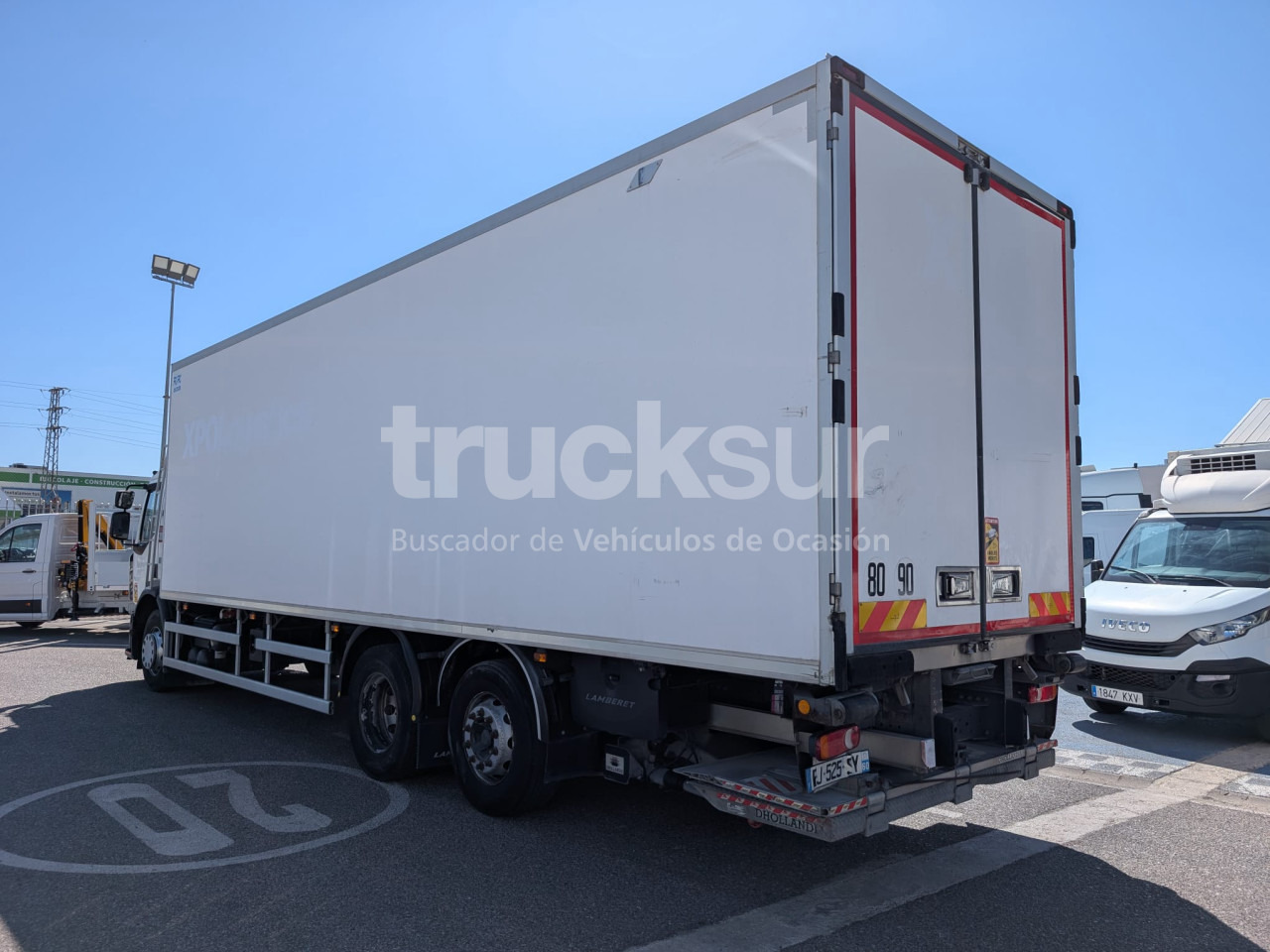 RENAULT D320.26 ejes 6x2*4 - Külmutiga veoauto: pilt 3 RENAULT D320.26 ejes 6x2*4 - Külmutiga veoauto: pilt 3
