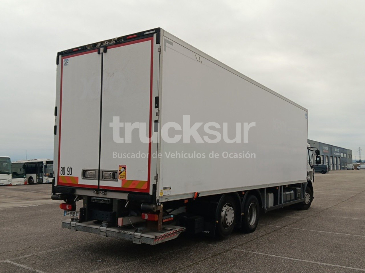 RENAULT D320 ejes 6x2*4 - Külmutiga veoauto: pilt 5 RENAULT D320 ejes 6x2*4 - Külmutiga veoauto: pilt 5