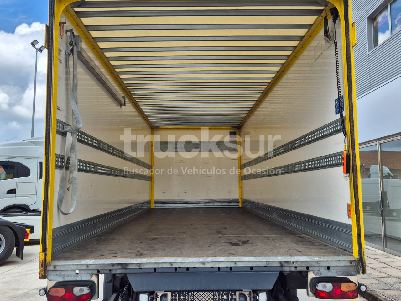 Kasti veoauto SCANIA P280: pilt 7