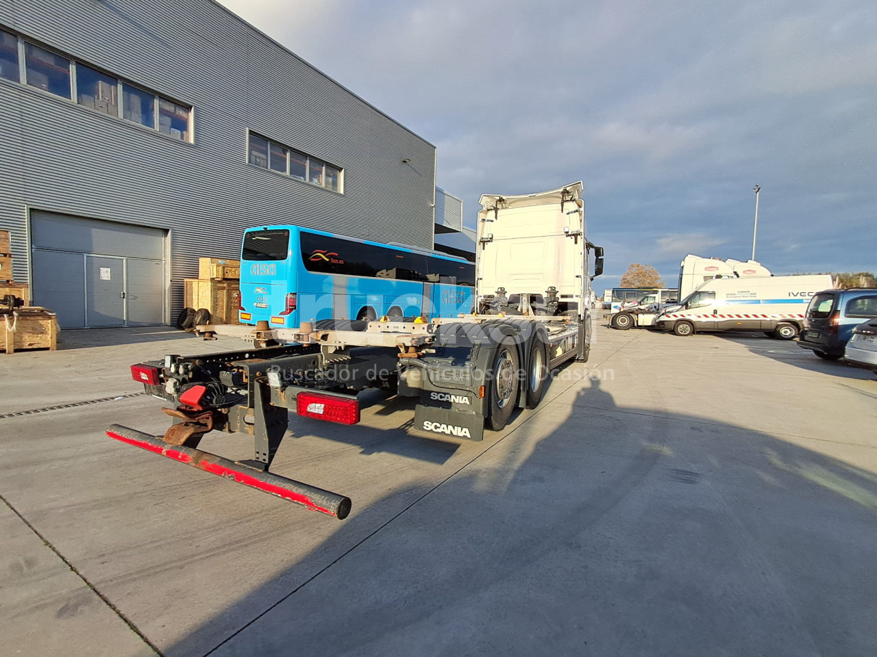 Kabiinišassiiga veoauto SCANIA R450.26 ejes 6x2*4: pilt 7 Kabiinišassiiga veoauto SCANIA R450.26 ejes 6x2*4: pilt 7