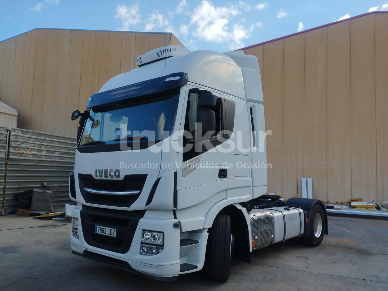Sadulveok IVECO STRALIS AS440S51T/P HI-WAY: pilt 1