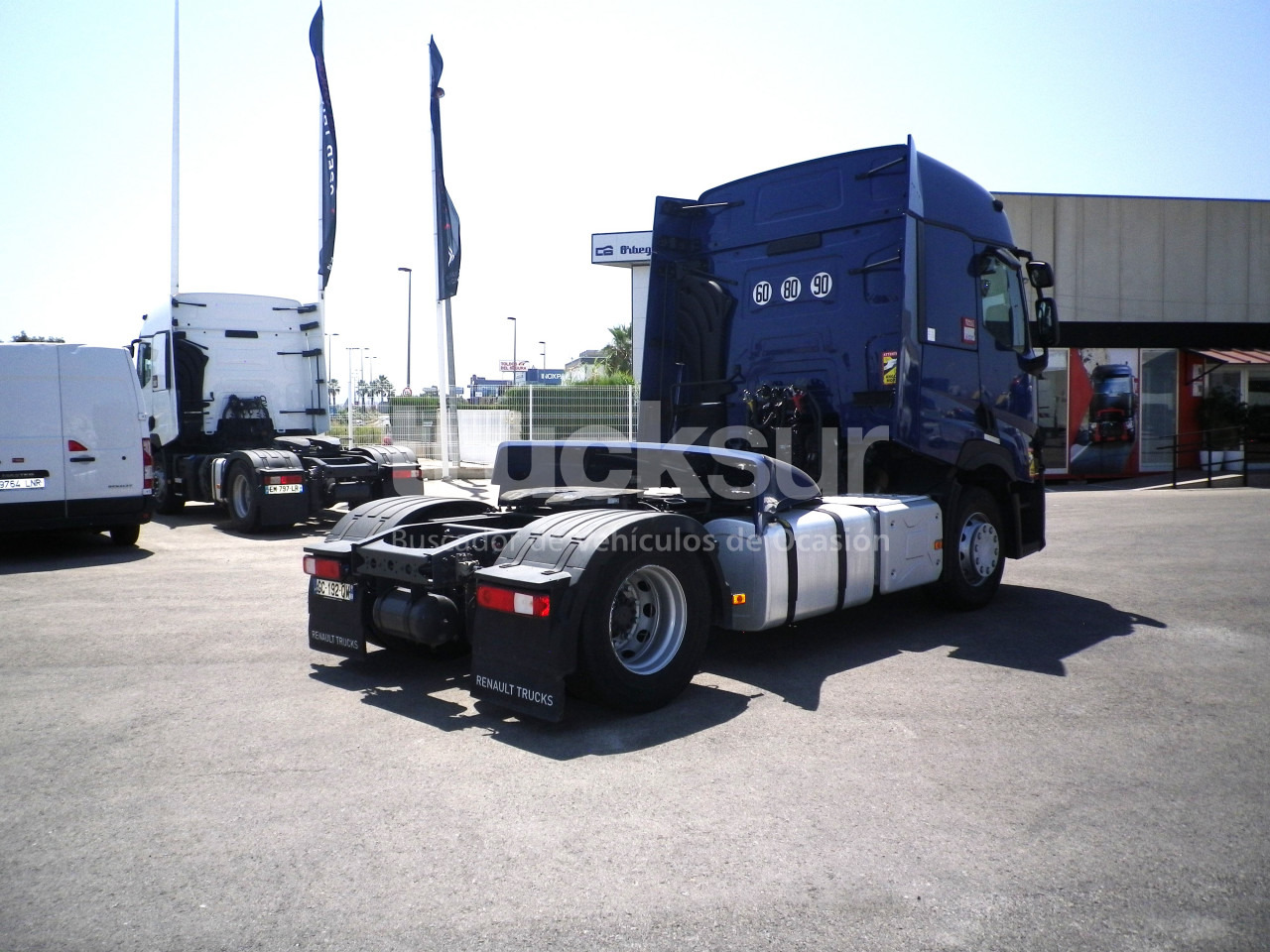 RENAULT T440 SLEEPER CAB - Sadulveok: pilt 5 RENAULT T440 SLEEPER CAB - Sadulveok: pilt 5