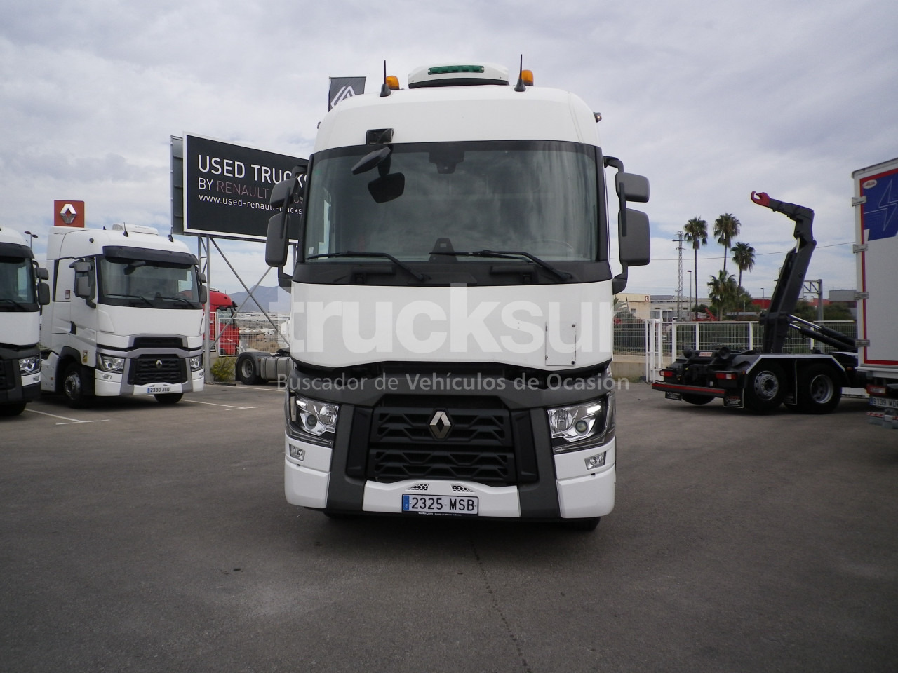 RENAULT T440 SLEEPER CAB - Sadulveok: pilt 3 RENAULT T440 SLEEPER CAB - Sadulveok: pilt 3