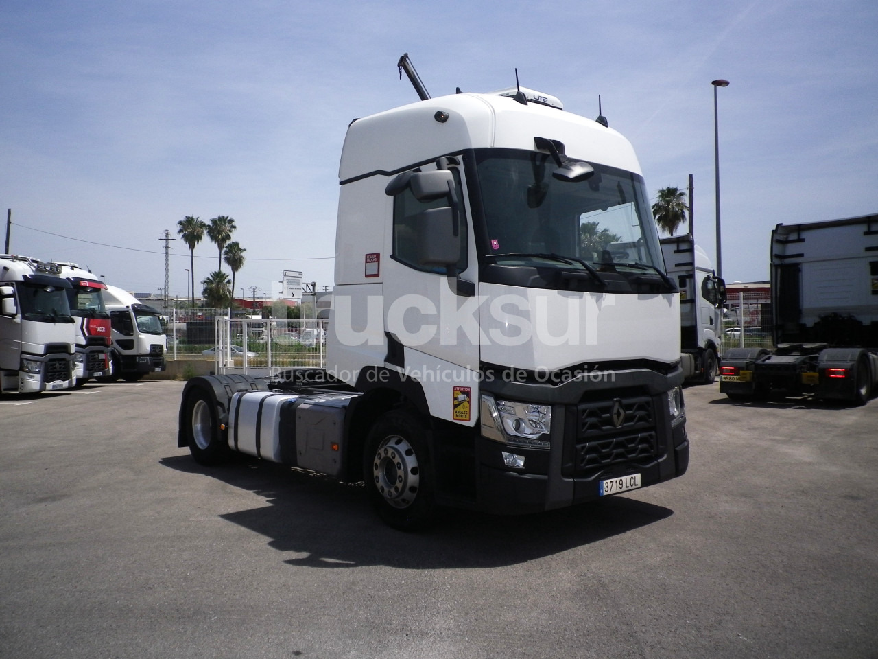 RENAULT T480 SLEEPER CAB - Sadulveok: pilt 3 RENAULT T480 SLEEPER CAB - Sadulveok: pilt 3