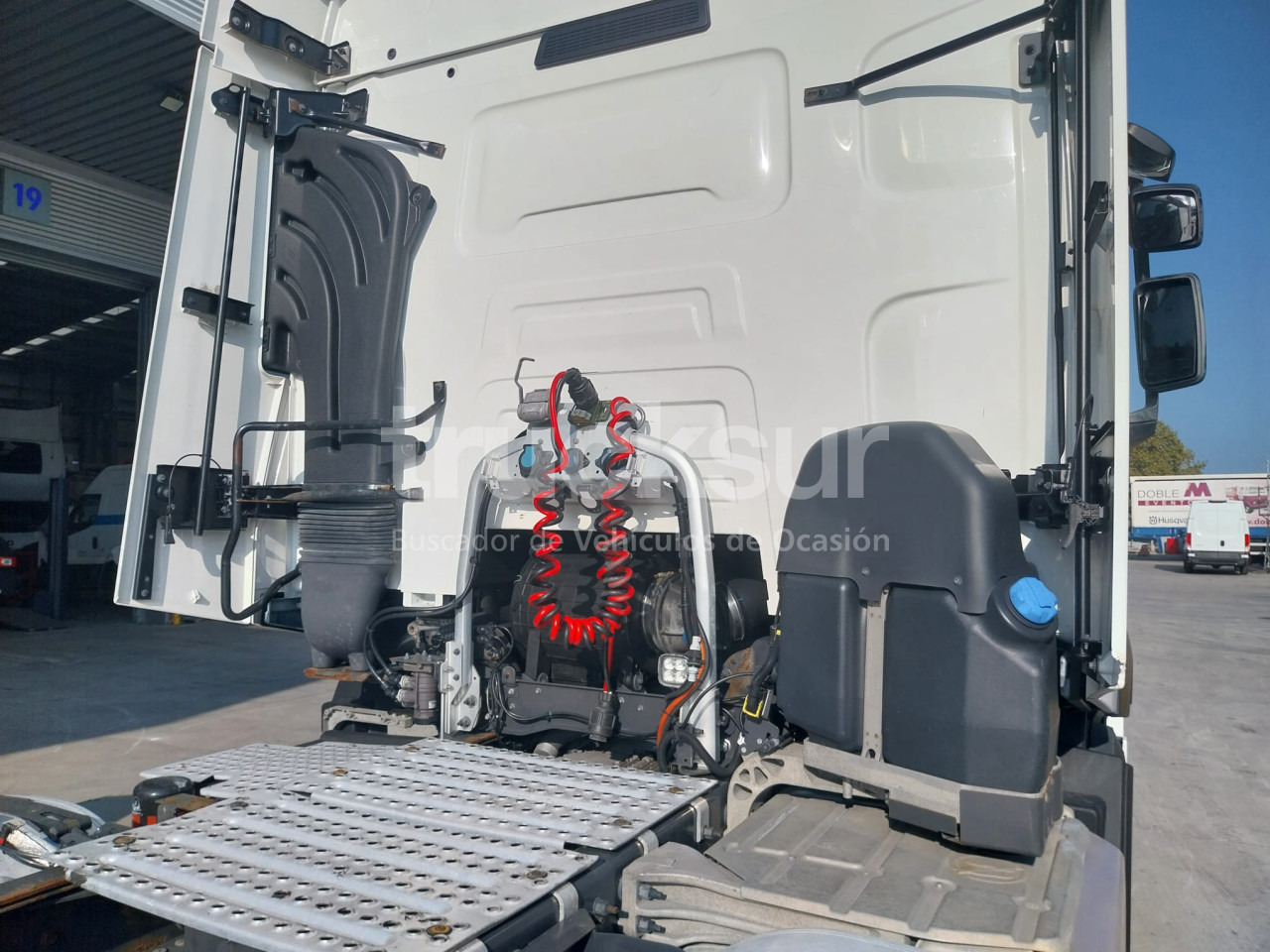 Sadulveok RENAULT T520 6X2*4 SLEEPER CAB: pilt 11