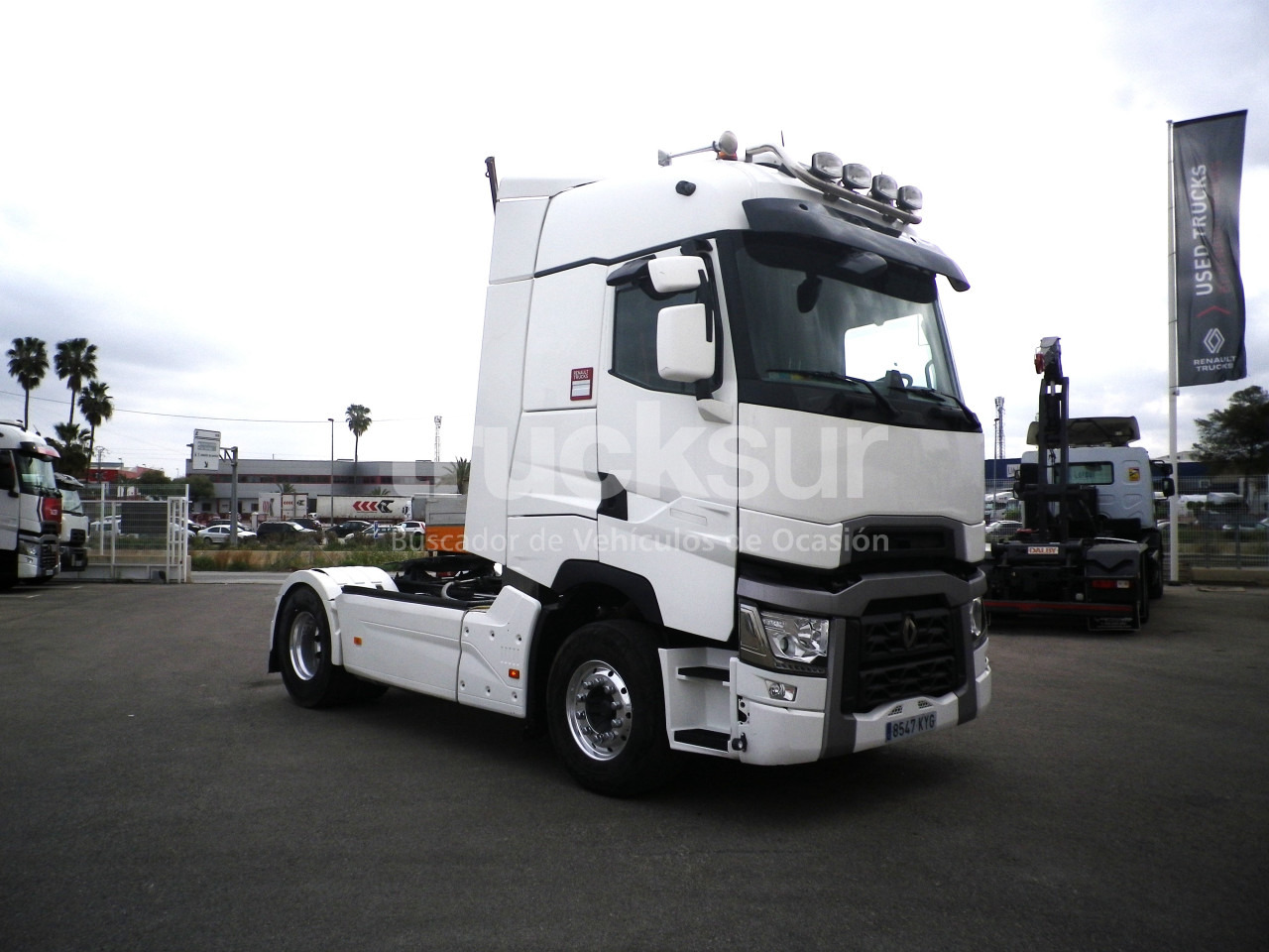 RENAULT T520 HIGH SLEEPER CAB - Sadulveok: pilt 2 RENAULT T520 HIGH SLEEPER CAB - Sadulveok: pilt 2