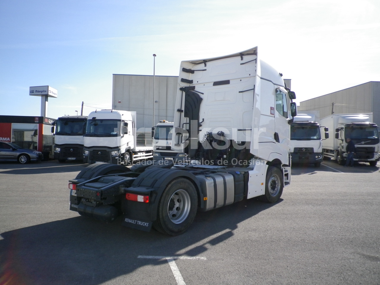 RENAULT T520 HIGH SLEEPER CAB - Sadulveok: pilt 3 RENAULT T520 HIGH SLEEPER CAB - Sadulveok: pilt 3
