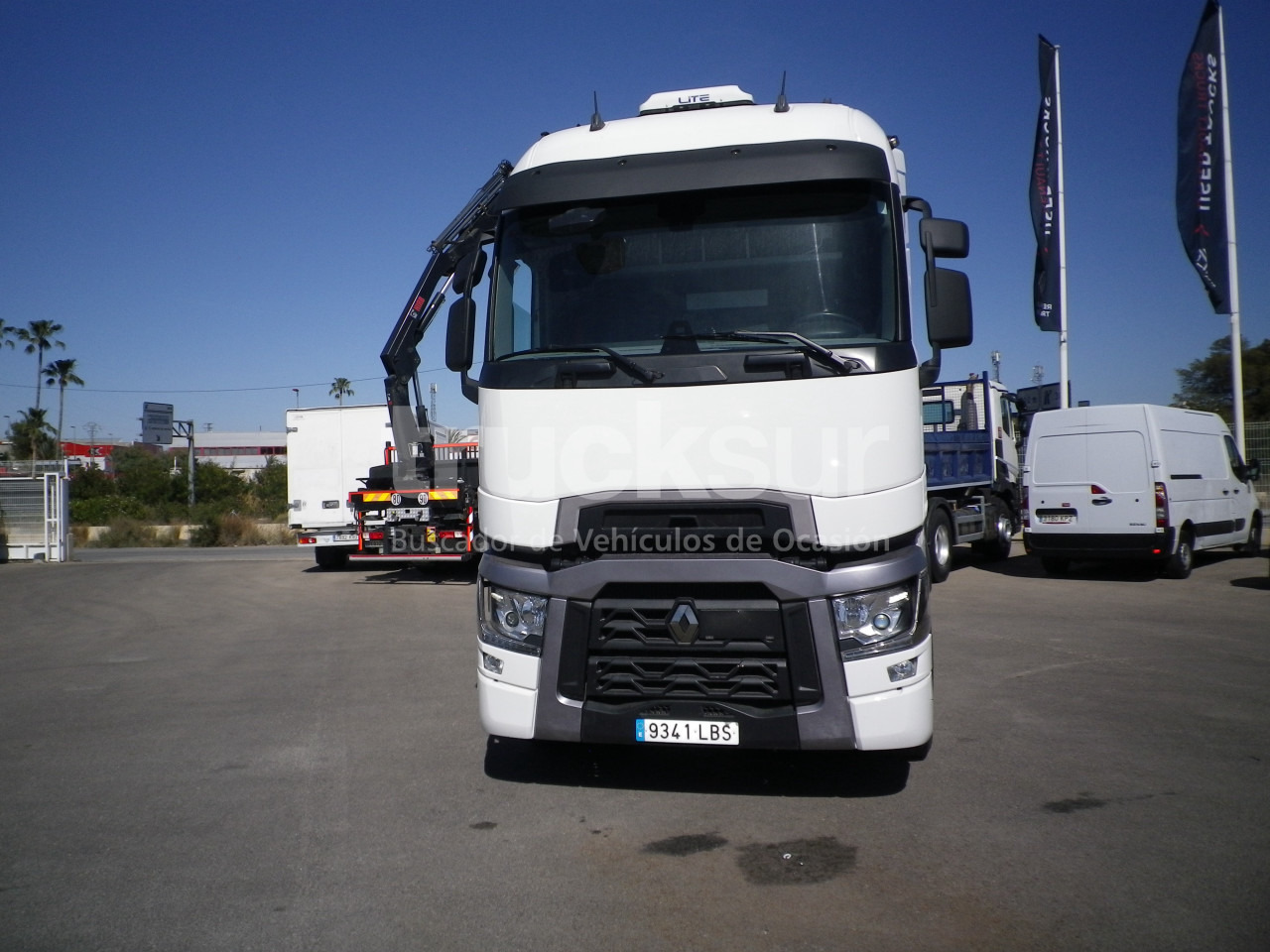 RENAULT T520 HIGH SLEEPER CAB - Sadulveok: pilt 3 RENAULT T520 HIGH SLEEPER CAB - Sadulveok: pilt 3