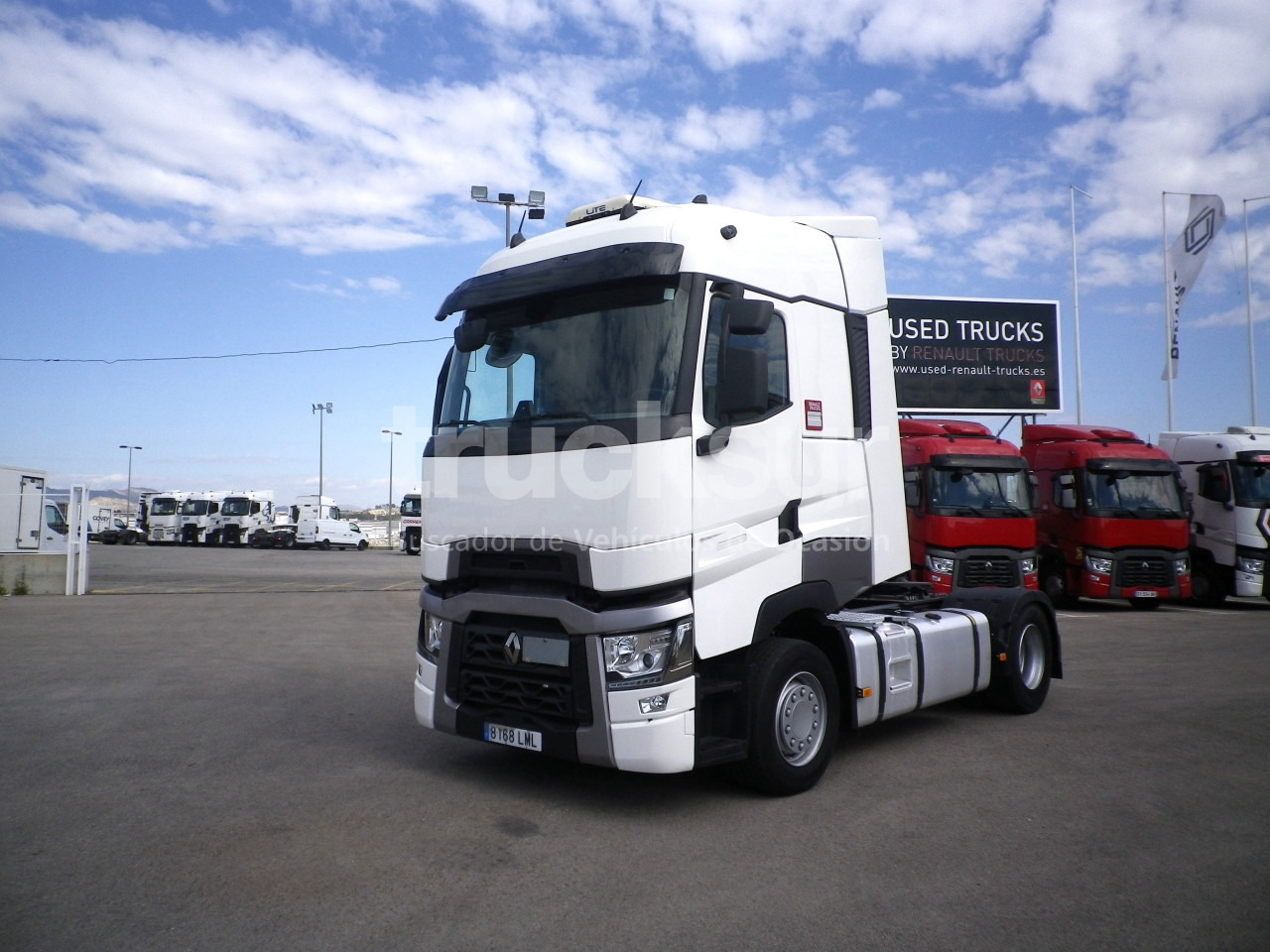 RENAULT T520 HIGH SLEEPER CAB - Sadulveok: pilt 2 RENAULT T520 HIGH SLEEPER CAB - Sadulveok: pilt 2