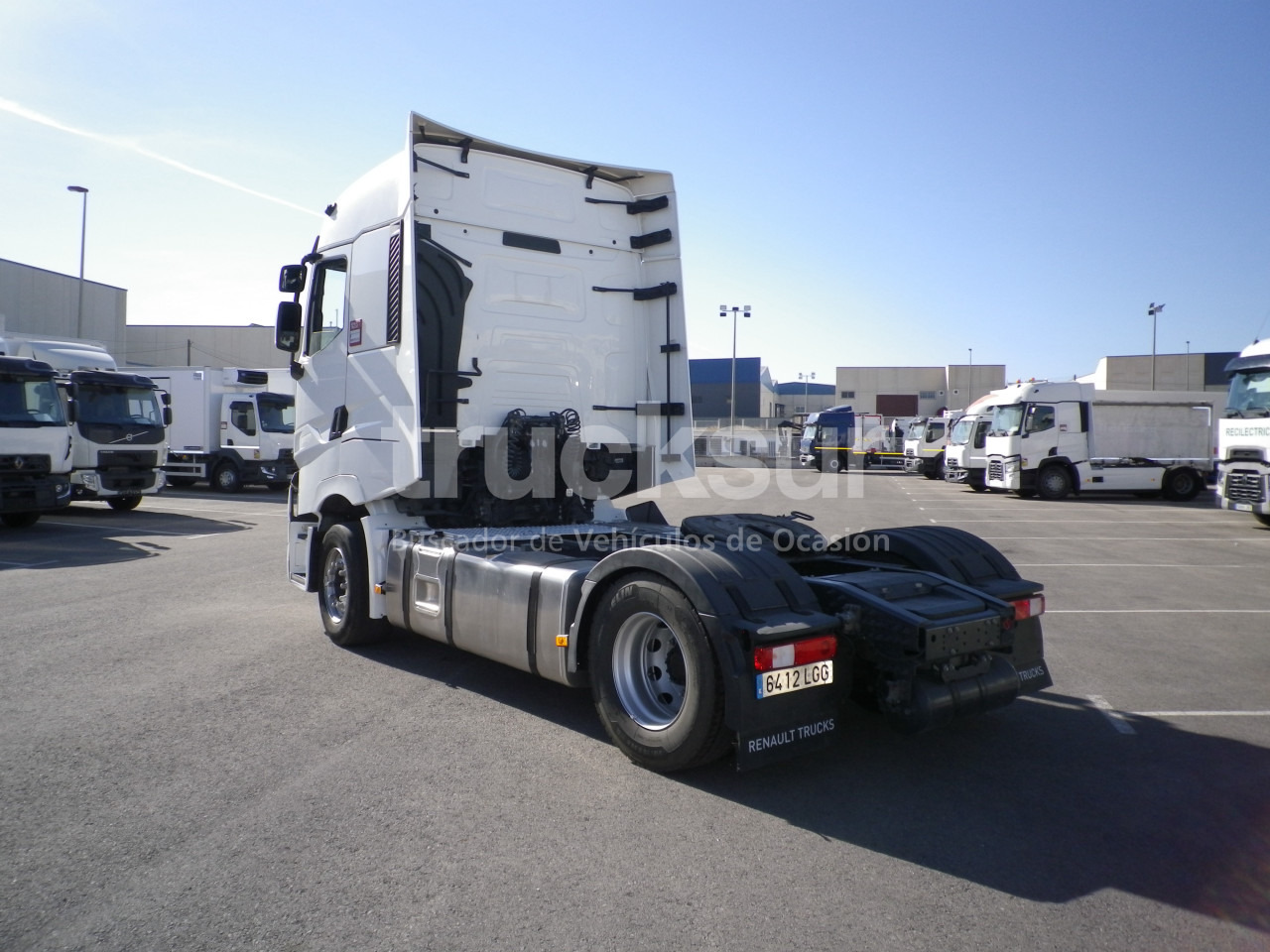 RENAULT T520 HIGH SLEEPER CAB - Sadulveok: pilt 4 RENAULT T520 HIGH SLEEPER CAB - Sadulveok: pilt 4