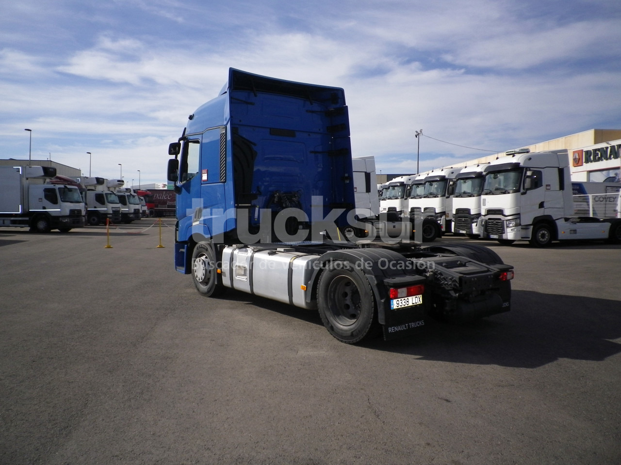 RENAULT T520 SLEEPER CAB - Sadulveok: pilt 5 RENAULT T520 SLEEPER CAB - Sadulveok: pilt 5