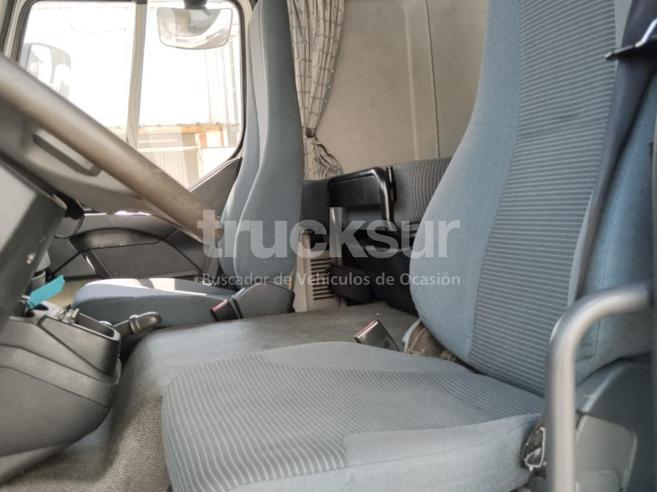 VOLVO FL290 - Külmutiga veoauto: pilt 3 VOLVO FL290 - Külmutiga veoauto: pilt 3