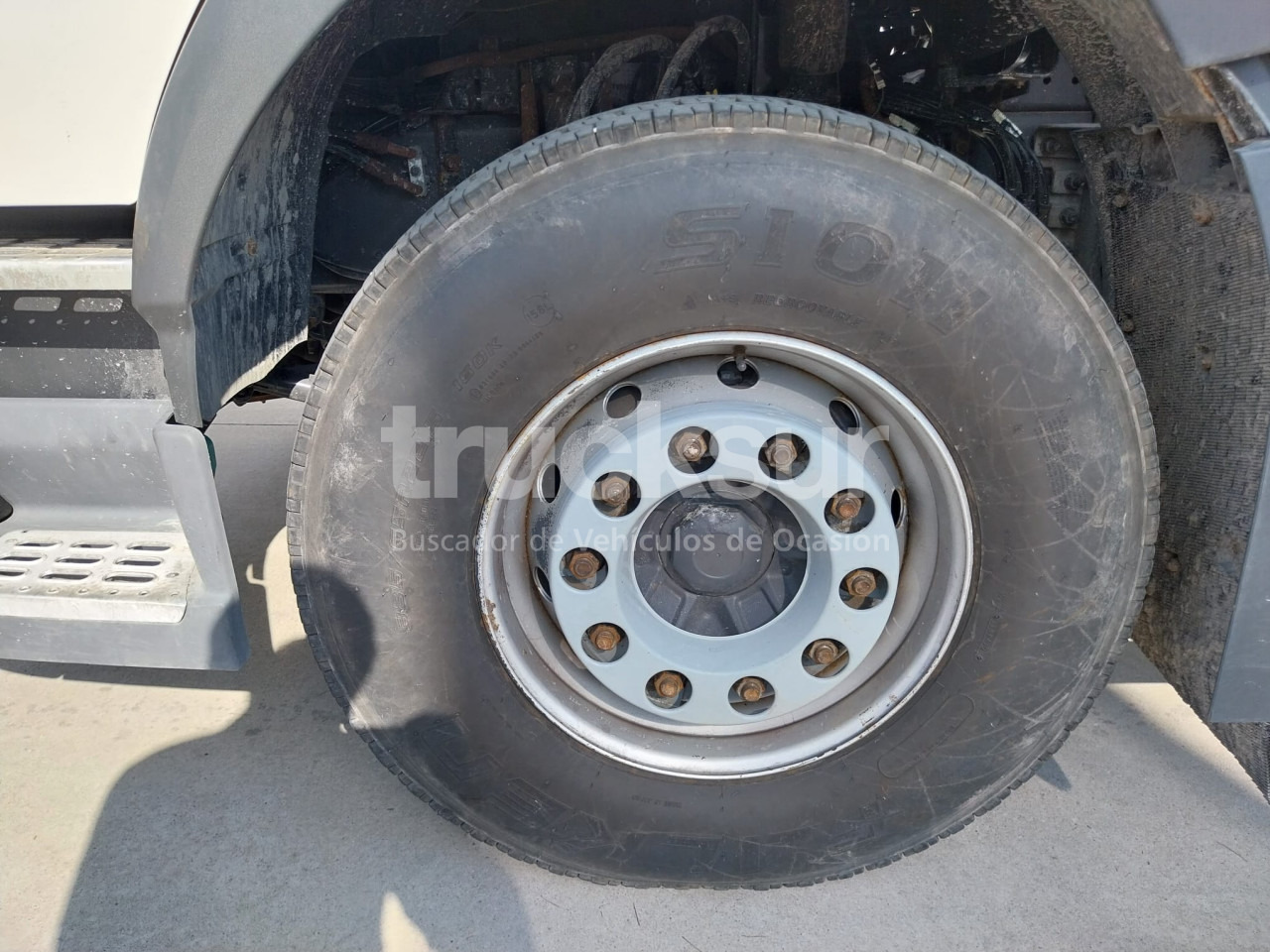 VOLVO FM 330HP - Kallurauto: pilt 4 VOLVO FM 330HP - Kallurauto: pilt 4