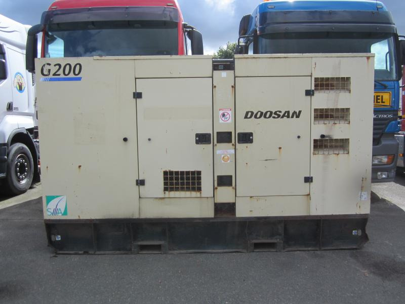 Doosan G200 - Generaatorikomplekt: pilt 1 Doosan G200 - Generaatorikomplekt: pilt 1