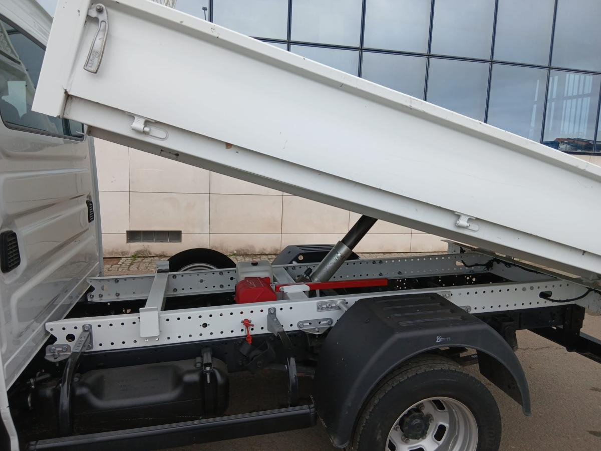 Iveco 35.140 - Tarbesõiduk kallur: pilt 5 Iveco 35.140 - Tarbesõiduk kallur: pilt 5