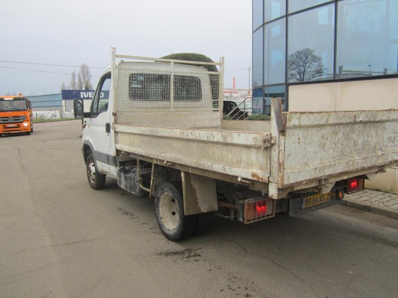 Iveco Daily 35C11 - Tarbesõiduk kallur: pilt 2 Iveco Daily 35C11 - Tarbesõiduk kallur: pilt 2